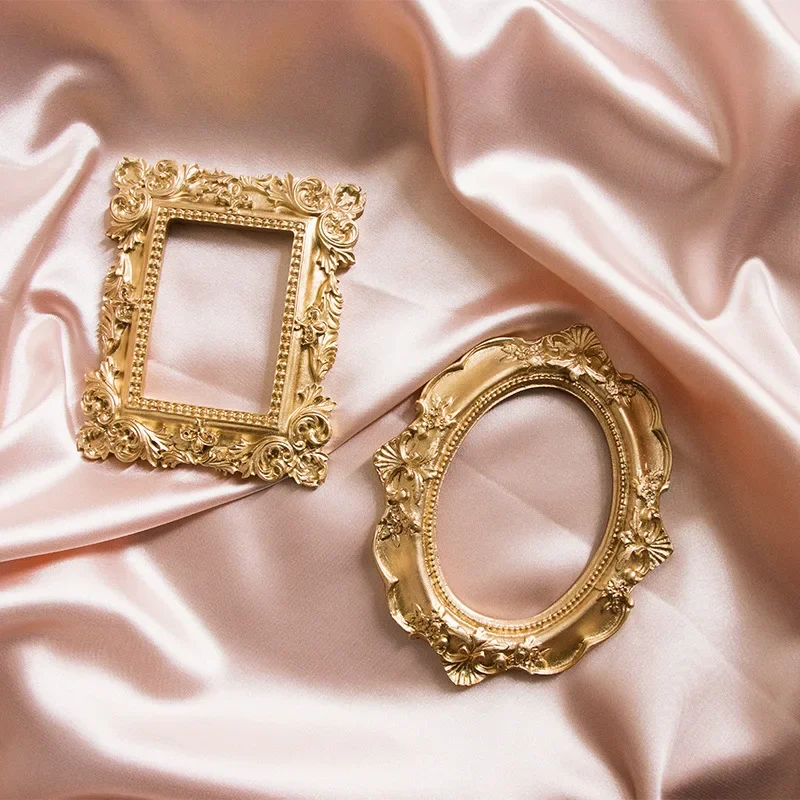 Resin Decoration Retro Embosse - Luxury Lifestyle Picture review and price